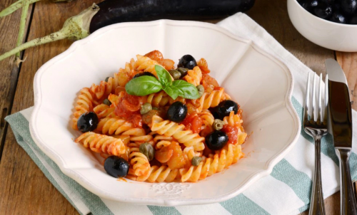 Fusilli integrali con caponata di melanzane