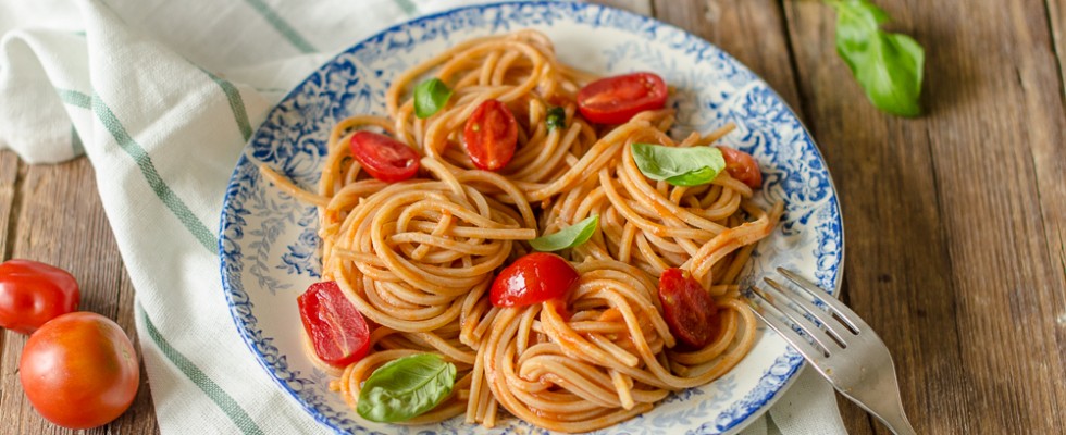 Linguine integrali con pomodorini confit