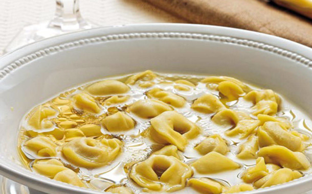 Tortelli in brodo di gallina e carciofi