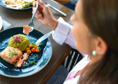 Alimentazione nelle fasi della vita delle donna: consigli per l’alimentazione dopo la menopausa